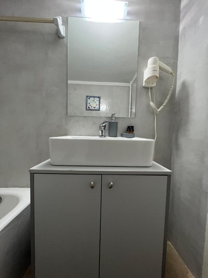 Agios Eleftherios Metro St. 2 Bedrms 4 Pers. Flat Athena Bagian luar foto